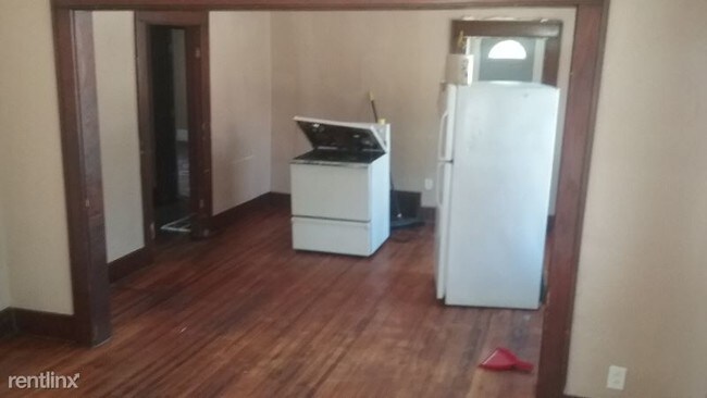 Foto del edificio - 2 br, 1 bath Apartment - 710-A Monroe