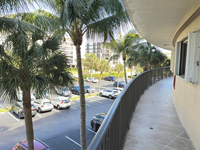 Building Photo - 3605 S Ocean Blvd