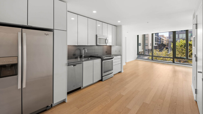 Kitchen with Stainless Steel Appliances - 340 Fremont