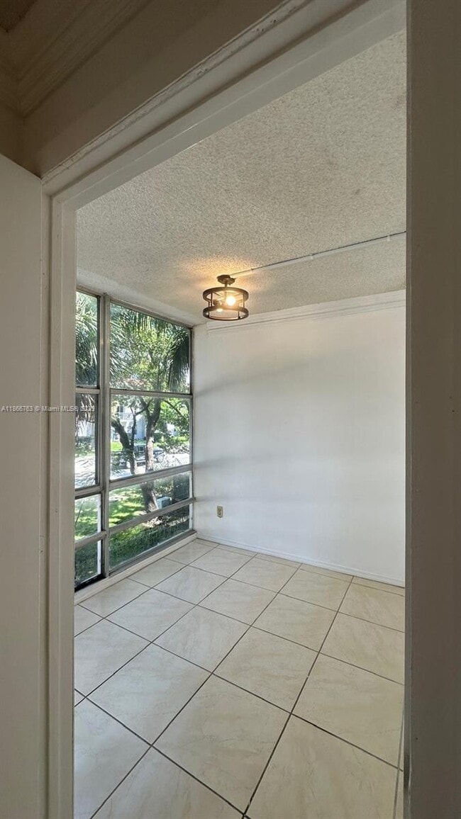 Building Photo - 210 172nd St