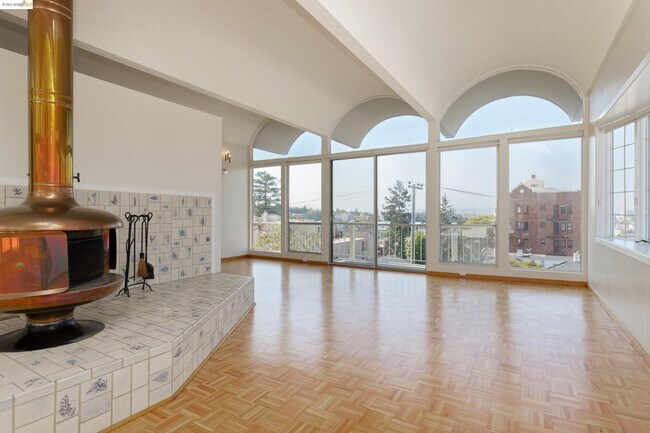Foto del edificio - 811 York St