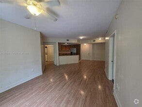 Building Photo - 510 NW 84th Ave