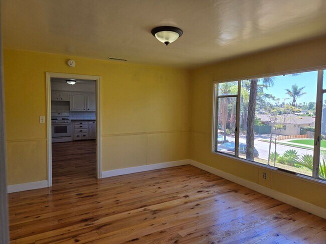 Foto del edificio - Large home near SDSU available immediately.