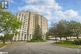Building Photo - 75 Ellen St