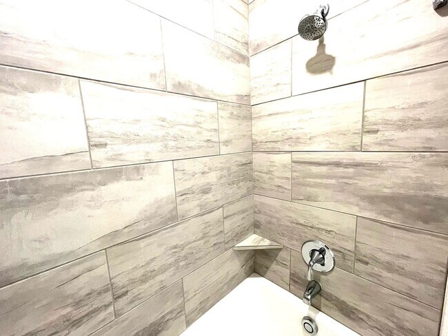 Foto del edificio - 149 Larkspur Park Blvd