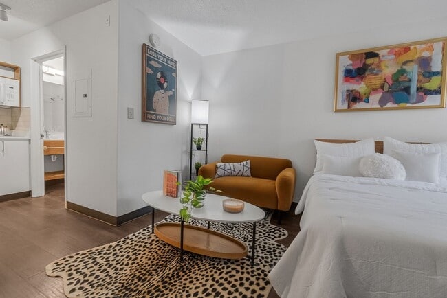 Building Photo - Vivo Living Arbor View