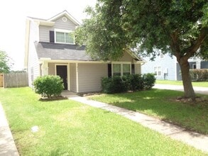 Building Photo - 231 Silver Mist Cir
