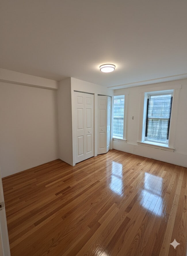 Building Photo - 1362 N Bosworth Ave