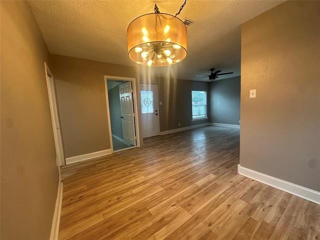 Building Photo - 1404 Dent St