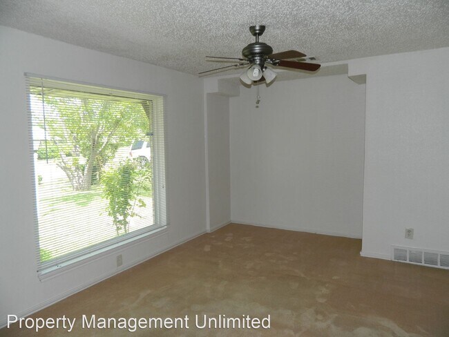 Building Photo - 3 br, 2 bath House - 1209 Hidden Valley Dr
