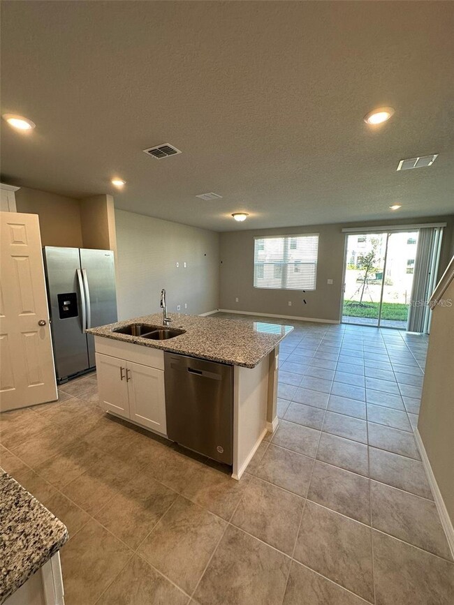 Building Photo - 791 Legacy Dr