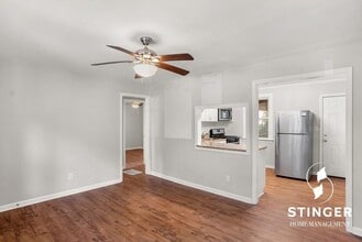 Building Photo - 153 Williams St