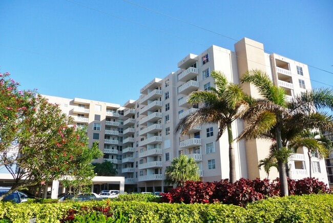 Foto del edificio - 3450 S Ocean Blvd