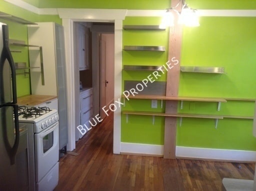 Foto del edificio - 235 N. Jacobus-