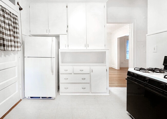 Kitchen - West Grace Street