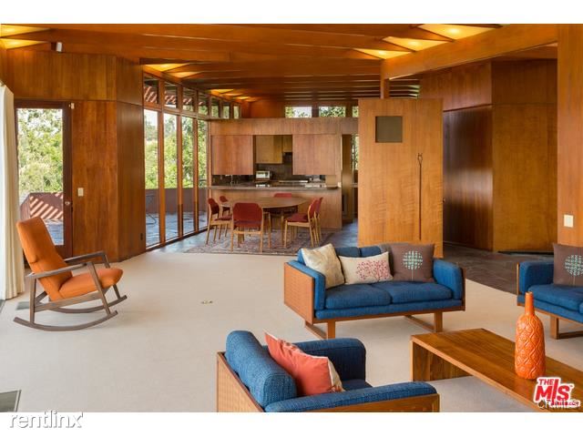 Foto del edificio - 3499 Beverly Glen Blvd