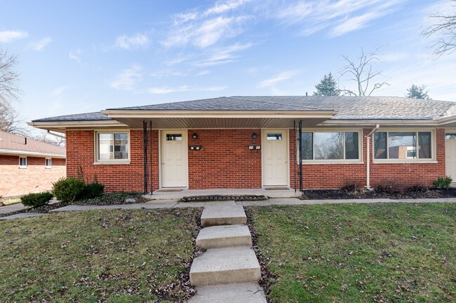 Foto del edificio - 3048 Southdale Dr