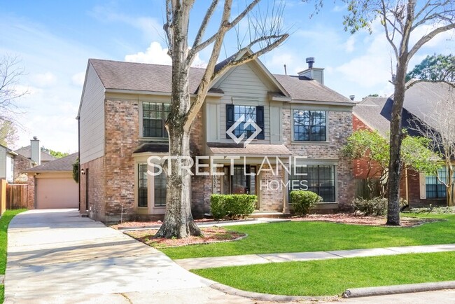 Building Photo - 4 Bedroom 2.5 Bath Home For rent