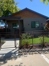 Building Photo - 100 Coronado Ave
