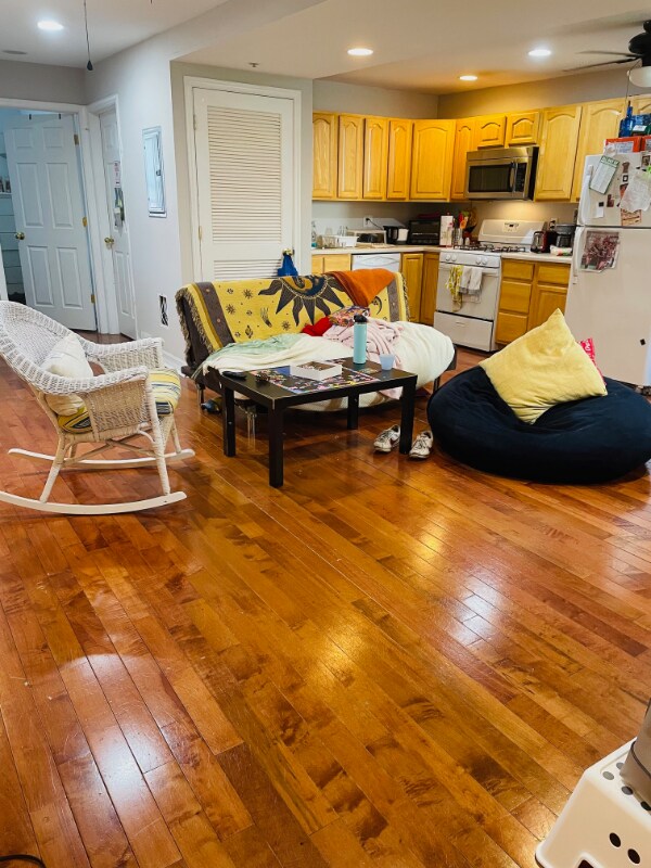 Photo - 1613 N Sydenham St Apartment