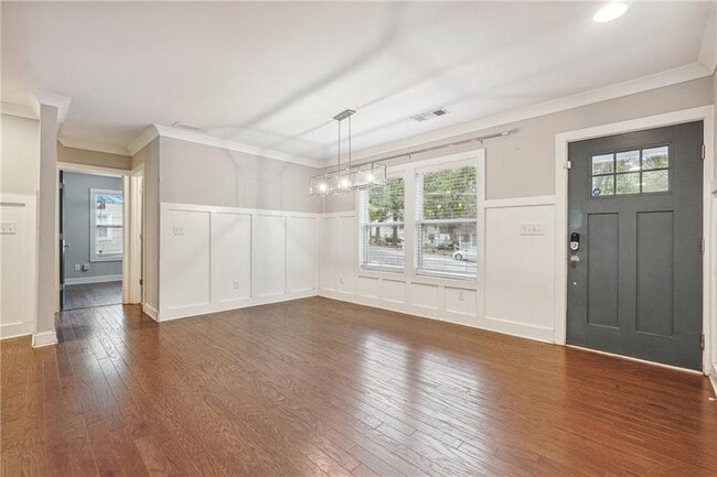 Building Photo - 1919 North Ave NW