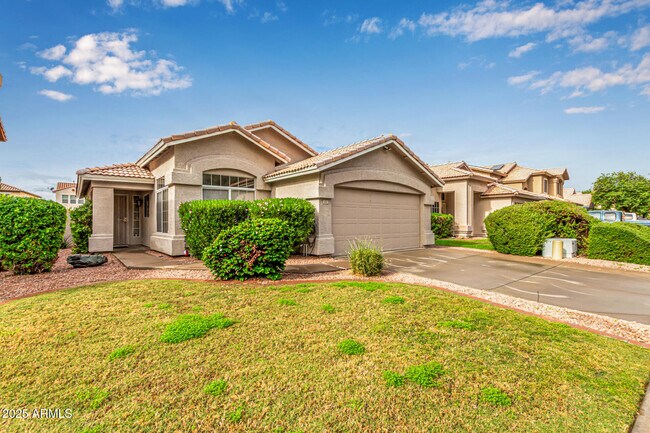 Foto del edificio - 1132 N Hudson Pl