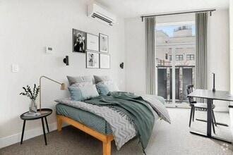 Building Photo - Furnished room/NOT APARTMENT