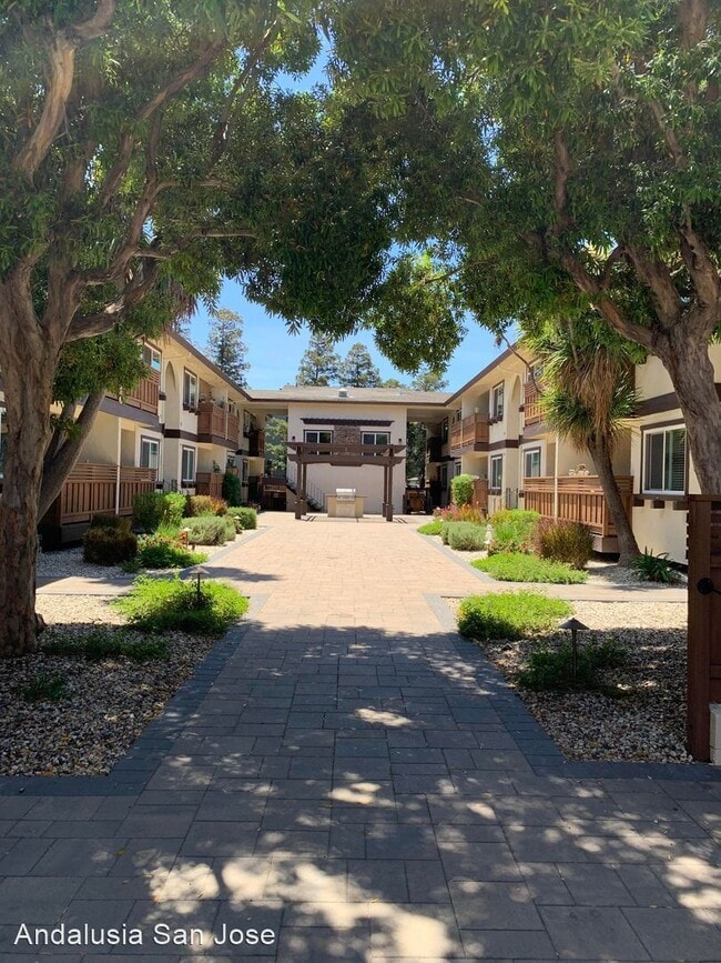 3730 Moorpark Ave San Jose Ca 95117 Apartment For Rent In San Jose Ca Apartments Com