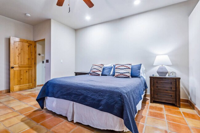 Foto del edificio - 3924 Cherry Tree Blvd