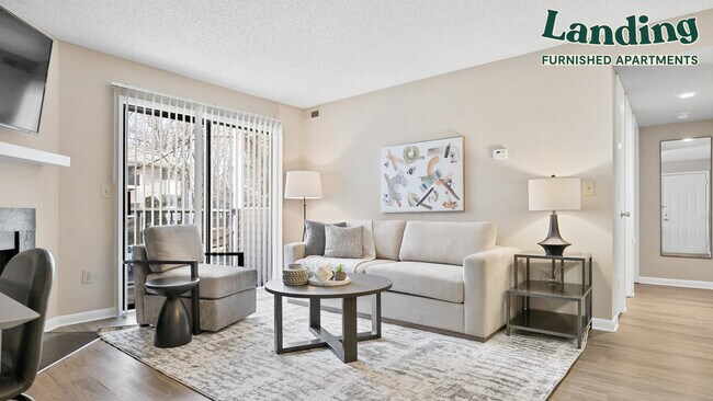 Foto del edificio - 2403 Lake Brandt Pl