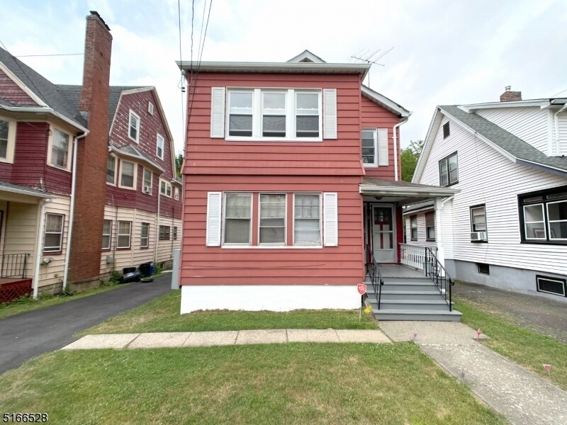 Primary Photo - 26 Elmwood Ave