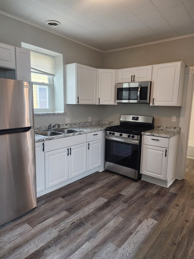 Foto del edificio - 235 5th Ave