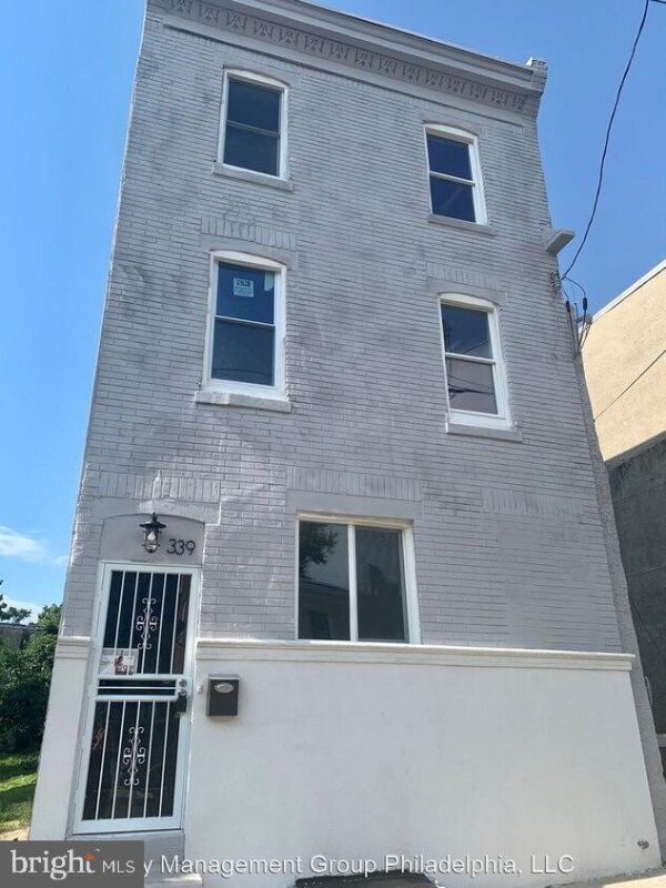 Primary Photo - 339 E Armat St
