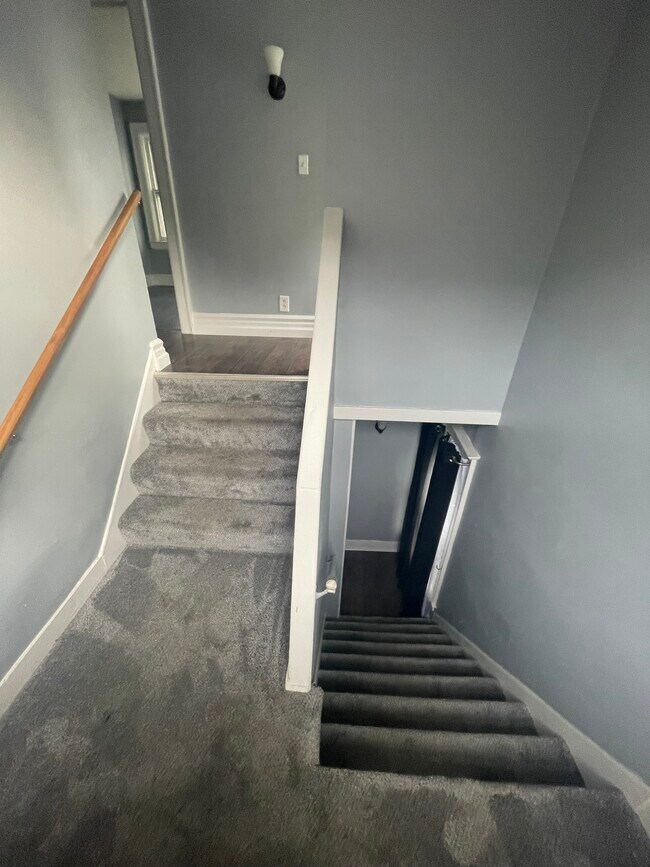 Building Photo - 363 Norwood Ave