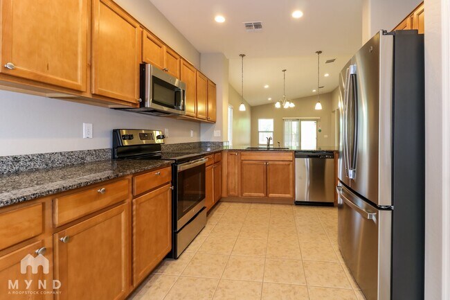 Building Photo - 2745 E Mews Rd