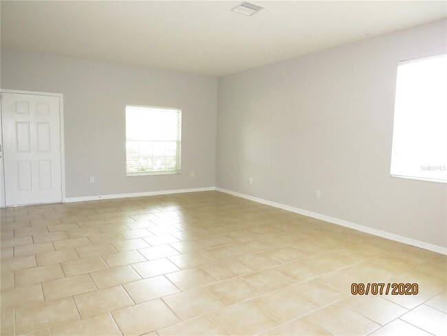 Building Photo - 10014 Smarty Jones Dr