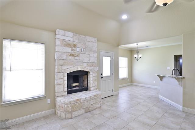 Building Photo - 809 Healing Water Trail