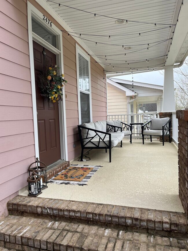 Foto del edificio - 2476 Lantana Ln