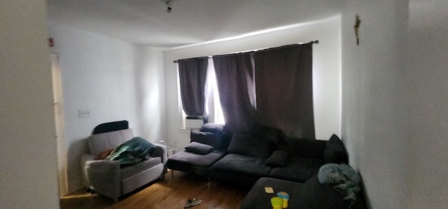 Foto del edificio - 632 Adams Ave