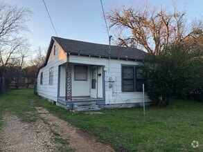 Building Photo - 907 N Harrison St