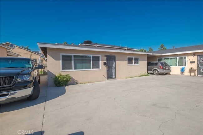 Foto del edificio - 11622 Adenmoor Ave