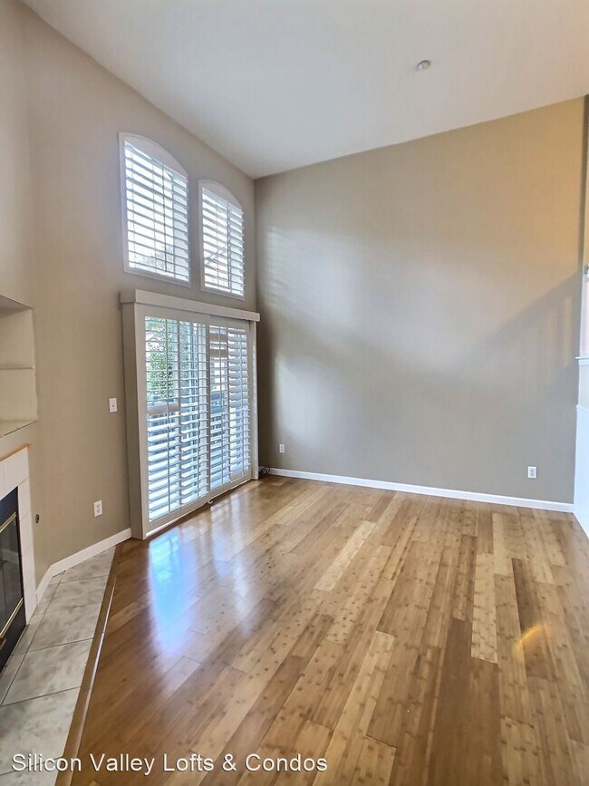 Building Photo - 2 br, 2.5 bath House - 1854 Northwest Circle