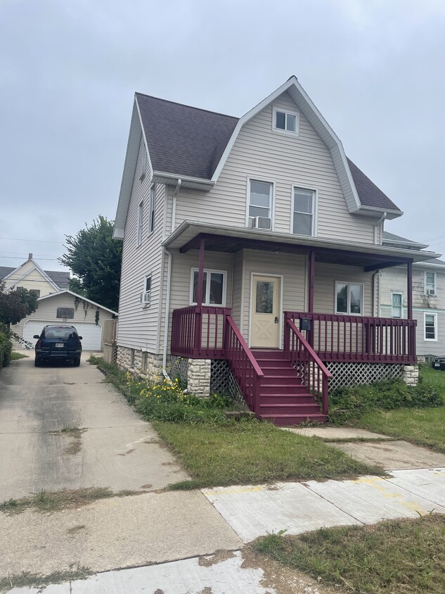 Primary Photo - 108 Hamilton Pl