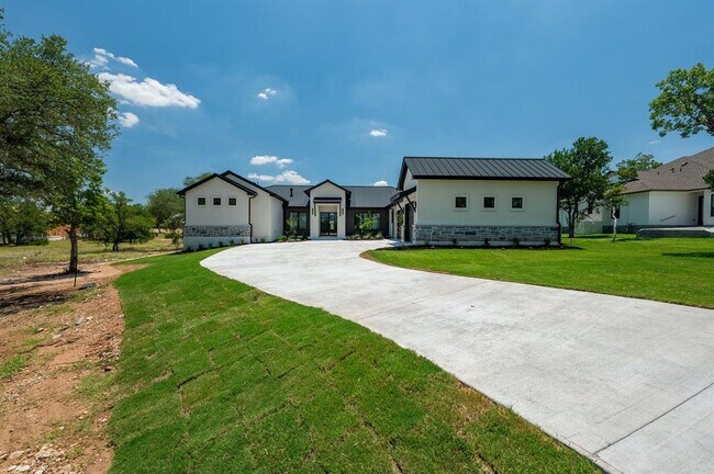 Building Photo - 125 Stockman Dr