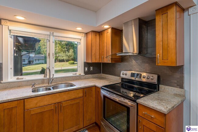 Foto del edificio - 89 Woods Ct