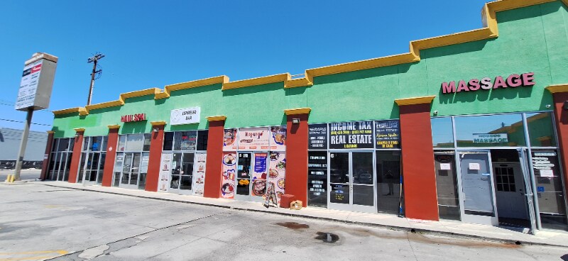 Foto principal - 8332 Sepulveda Blvd