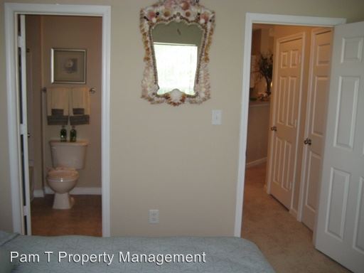 Foto del edificio - 7208 Walden Park Dr