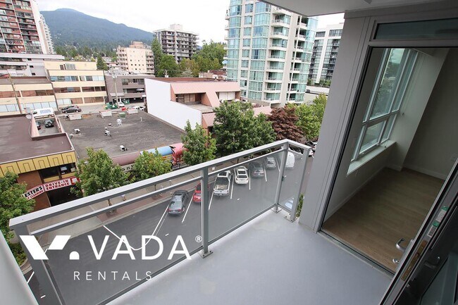 Photo du bâtiment - CentreView 1 Bedroom Apartment For Rent 50...