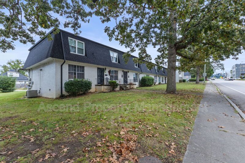 Foto principal - 1803 Bailey Ave