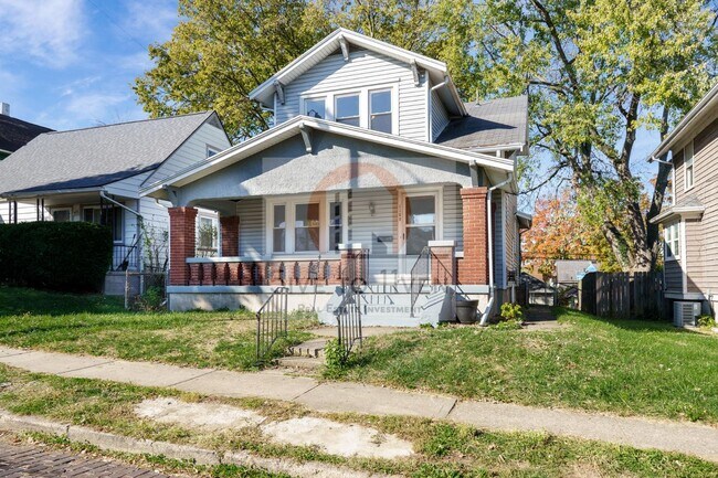 Foto del edificio - 1109 Creighton Ave
